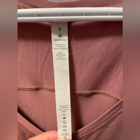 Lululemon to the point tee - Picture 4 of 9